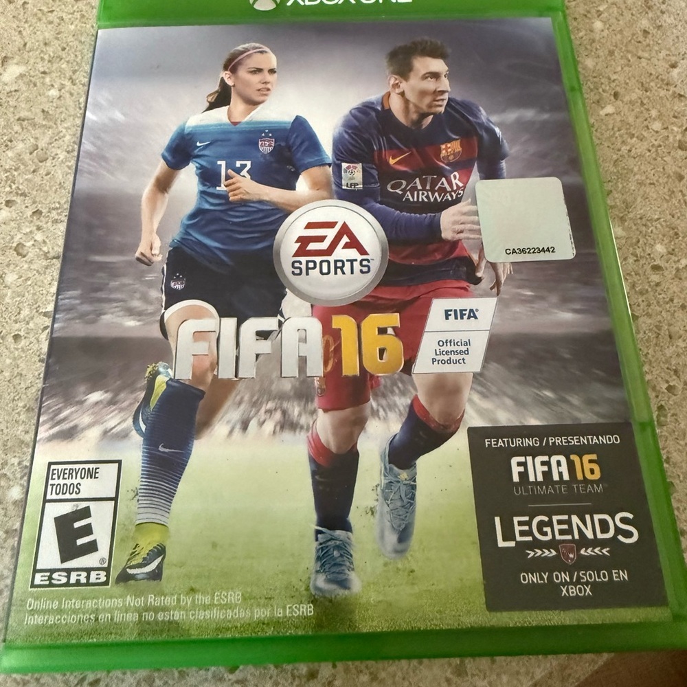 EA Sports FIFA 16 Xbox Game - Green Case